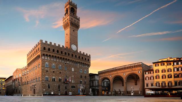 Piazza-della-Signoria-in-Florence-Italy
