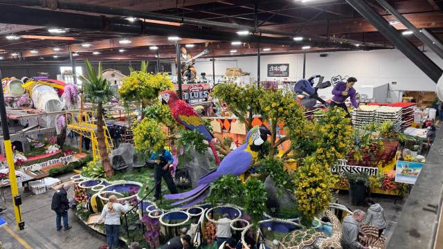 Rose Parade & Coastal California Tour – December 2025 Departure