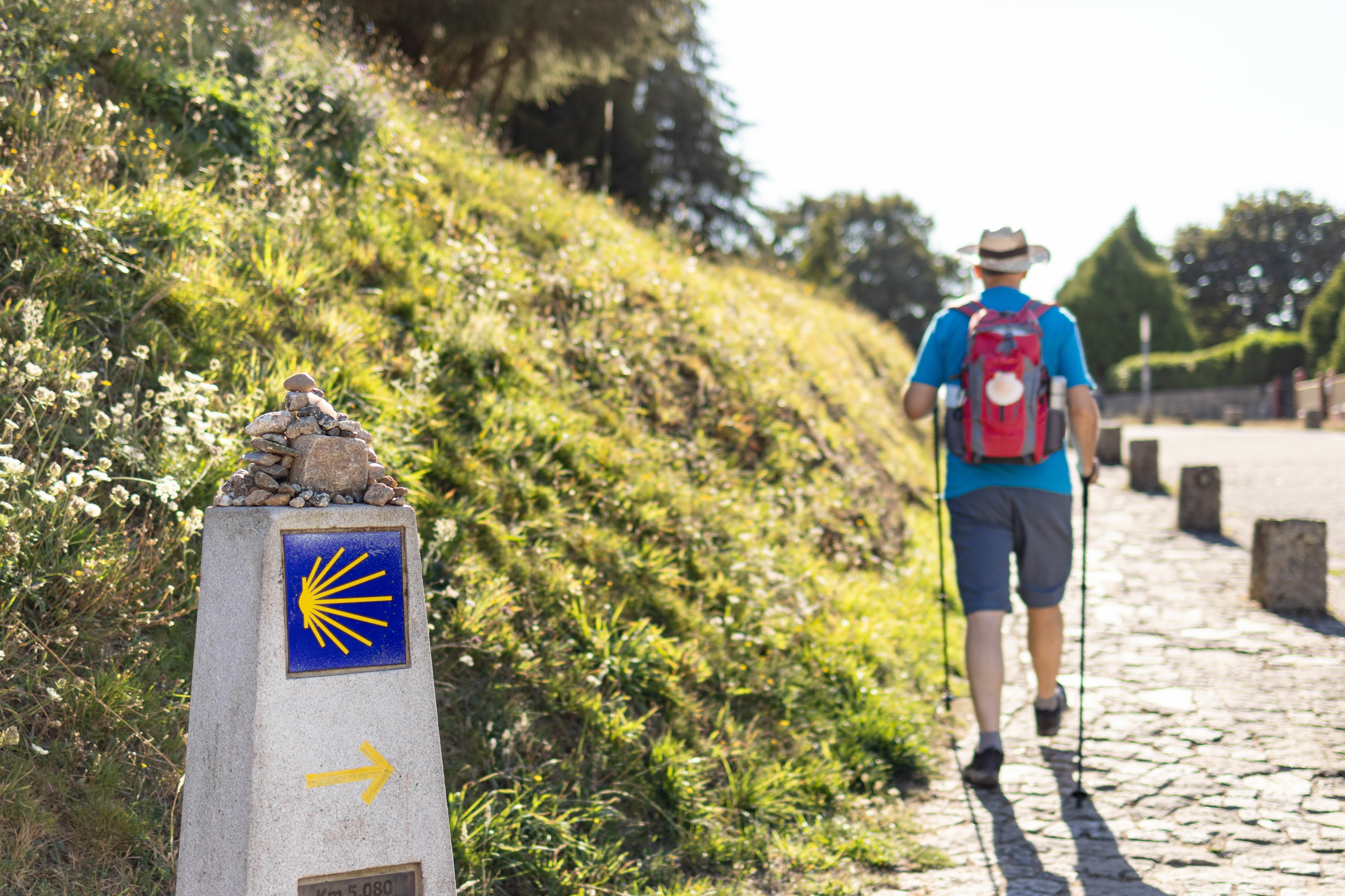 Hiking Italy or Spain: An Expert’s Guide to Help You Decide