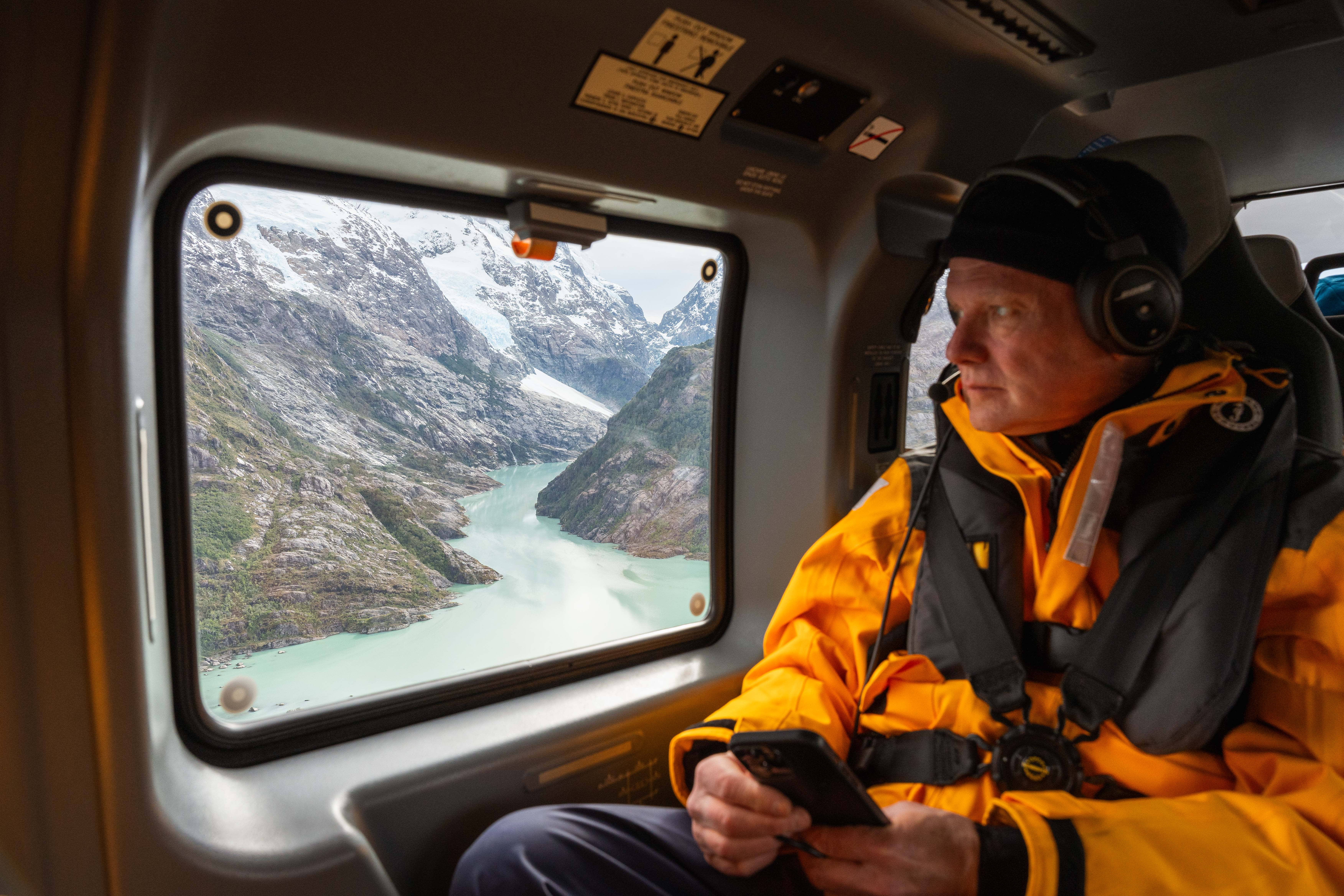 Polar Travel Trends for 2025: Why More Adventurers Are Choosing Arctic and Antarctic Cruises 