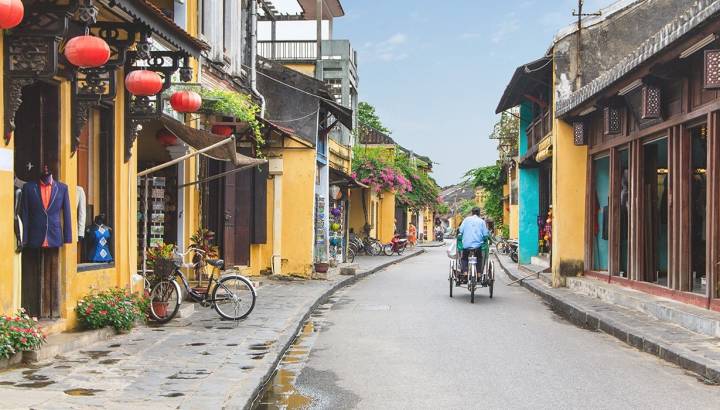 In den farbenprächtigen Gassen von Hoi An
