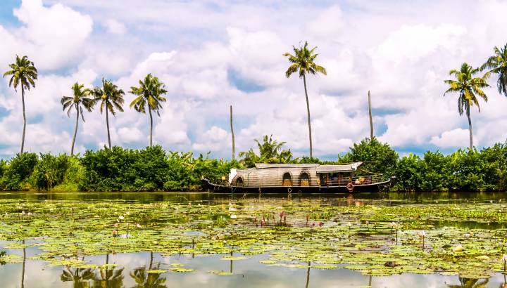 Alleppey houseboat