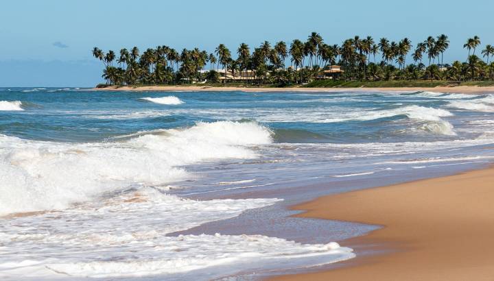 Enchanting Travels Brazil Tours Beautiful guarajuba beach during the day. Camaçari, Bahia, Brazil