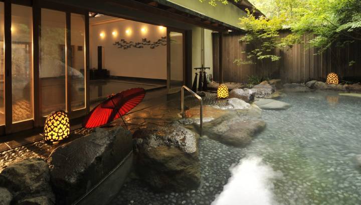 Enchanting Travels - Japan Tours - Hakone Hotels -Gora Kadan Interior (Open Air Bath)