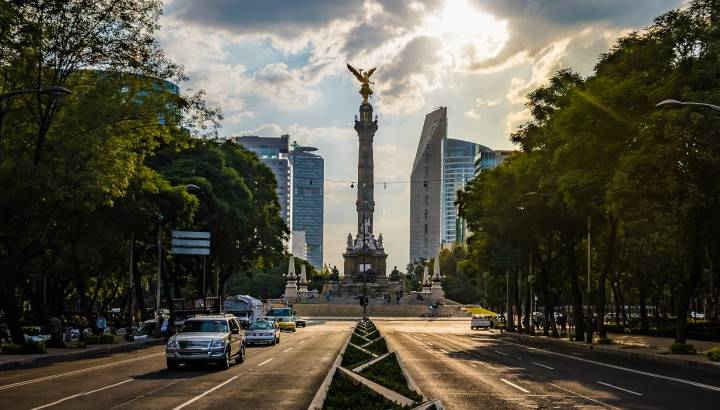 Enchanting Travels Mexico Tours Paseo de La Reforma avenue and Angel of Independence Monument - Mexico City, Mexico