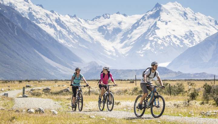 Enchanting Travels New Zealand Tours Mount Cook Mt-Cook-Canterbury-Miles-Holden