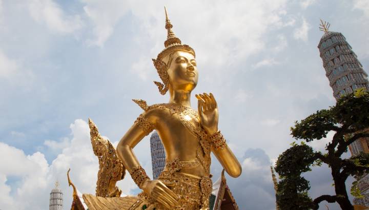 Enchanting Travels Thailand Tours Ki-nara at Grand Palace in Bangkok ,Thailand
