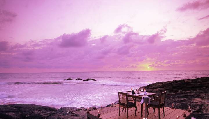 Romantic Dining on the Rocks in Sri Lanka