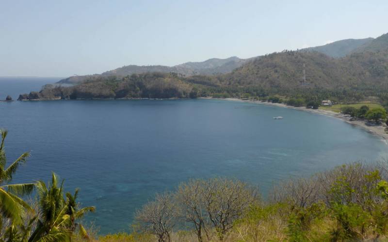 This is a photo of the Lombok coastline