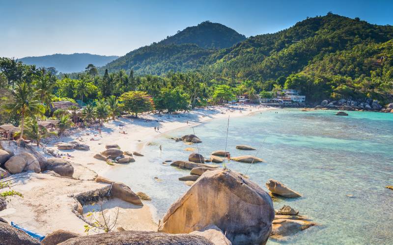 What Are the Best Island-Hopping Destinations in the World?