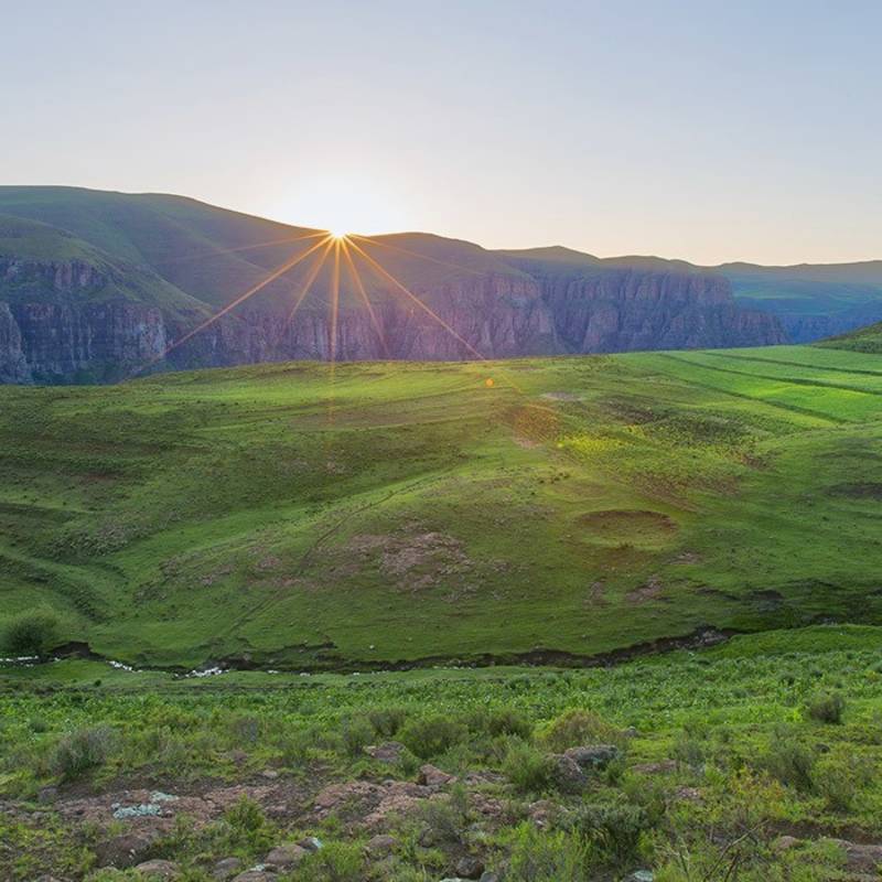 Lesotho Tours with Enchanting Travels take you one thousand meters above sea level to see spectacular scenery and relics of bygone eras.