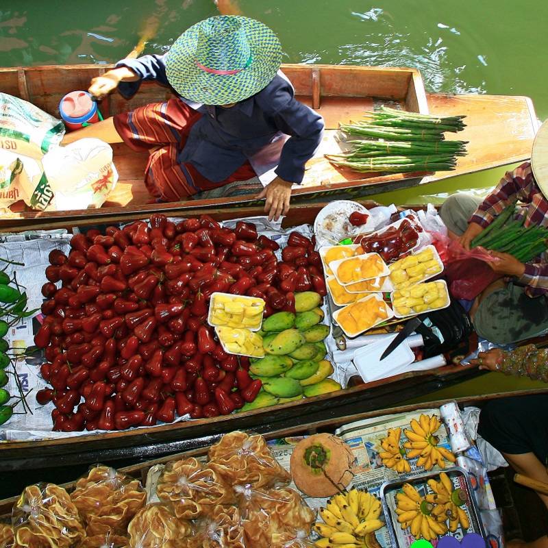 Thailand floating market - Thailand travel guide