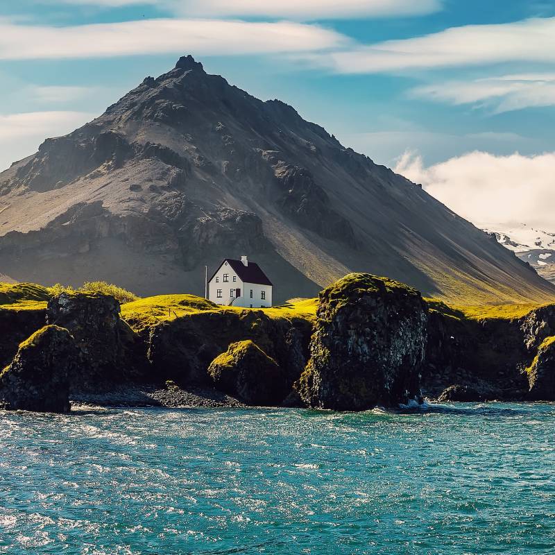 Impressive summer view at sunny day of Iceland - Snæfellsne