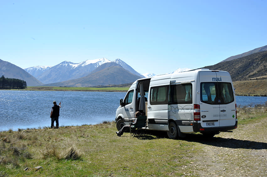 maui Ultima NZ New Zealand Image Exterior Lake Fishing Couple Scenic