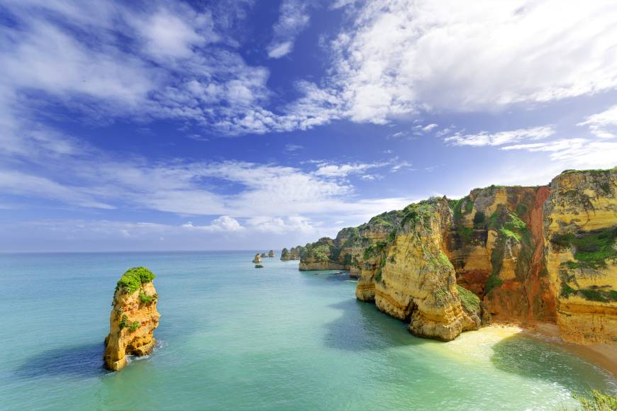 A Foreigner's Guide To Living in Algarve, Portugal