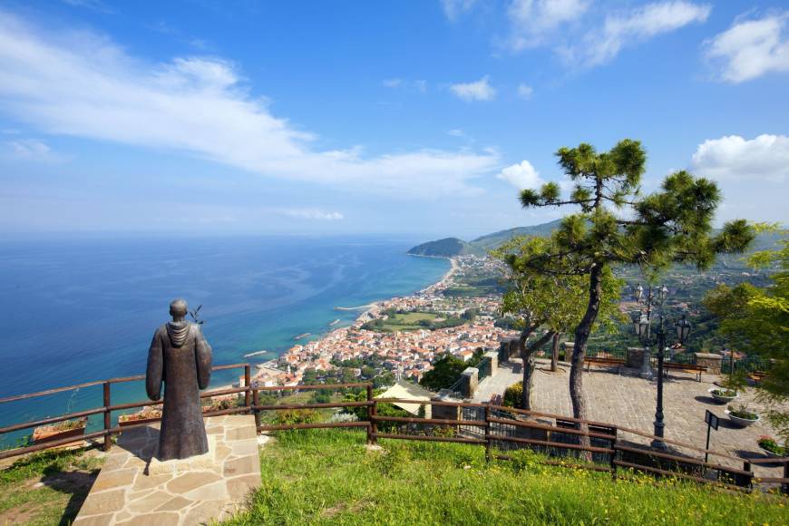 Exodus walking holidays online