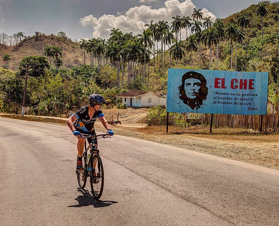 Road cycling in Cuba