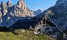Classic Dolomites Hikes – Premium Adventure