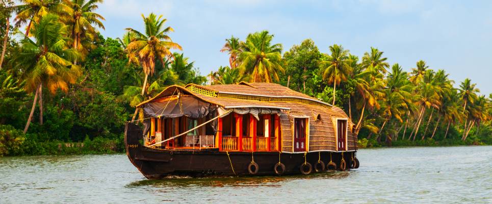 Discover South India – Premium Adventure