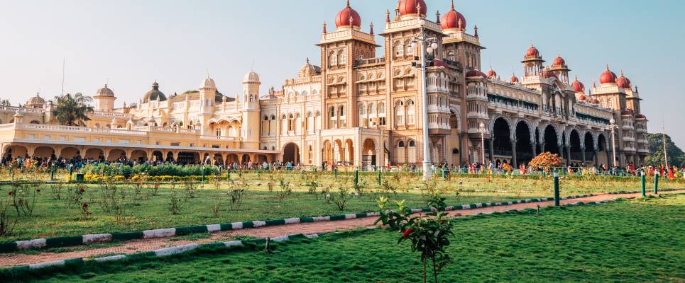 Discover South India – Premium Adventure