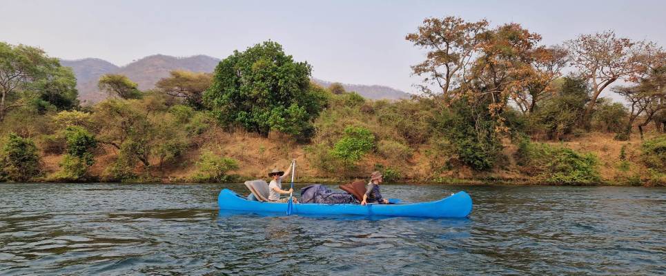 Zambezi Canoe Safari