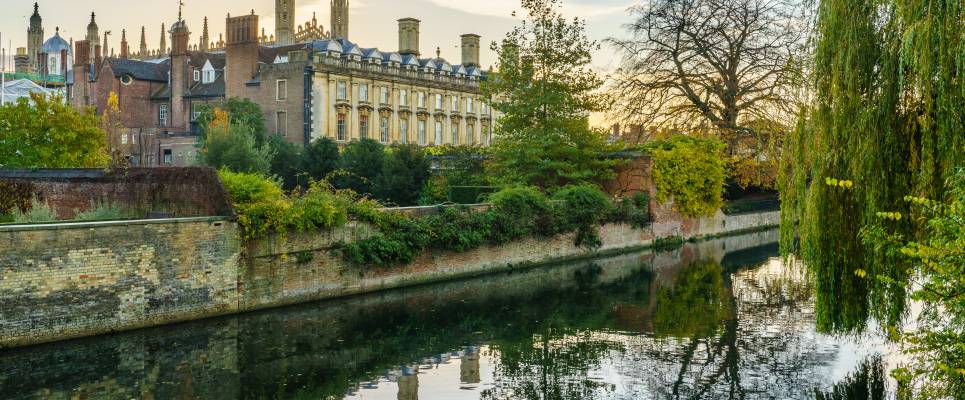 Cambridge to Oxford: WWII & Colleges – Private Group Adventure