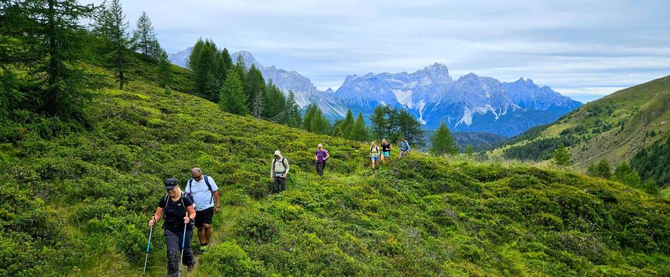 Classic Dolomites Hikes – Premium Adventure
