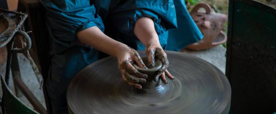 Signature Nepal & Bhutan | Peaks & Prayer Flags