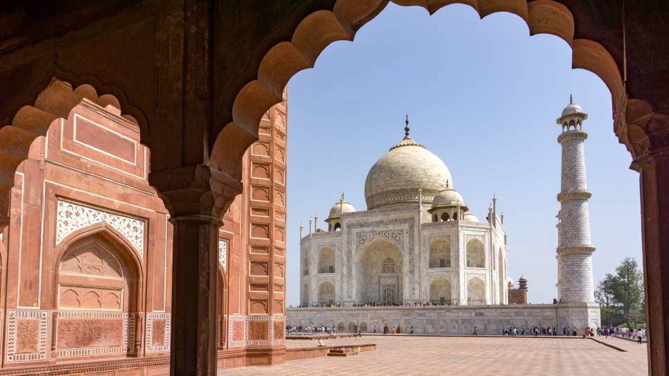 Timeless Encounters – April 15, 2027