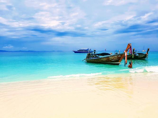12 trop destinations by month