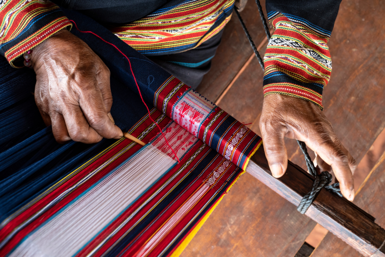 Supporting Communities & Conservation