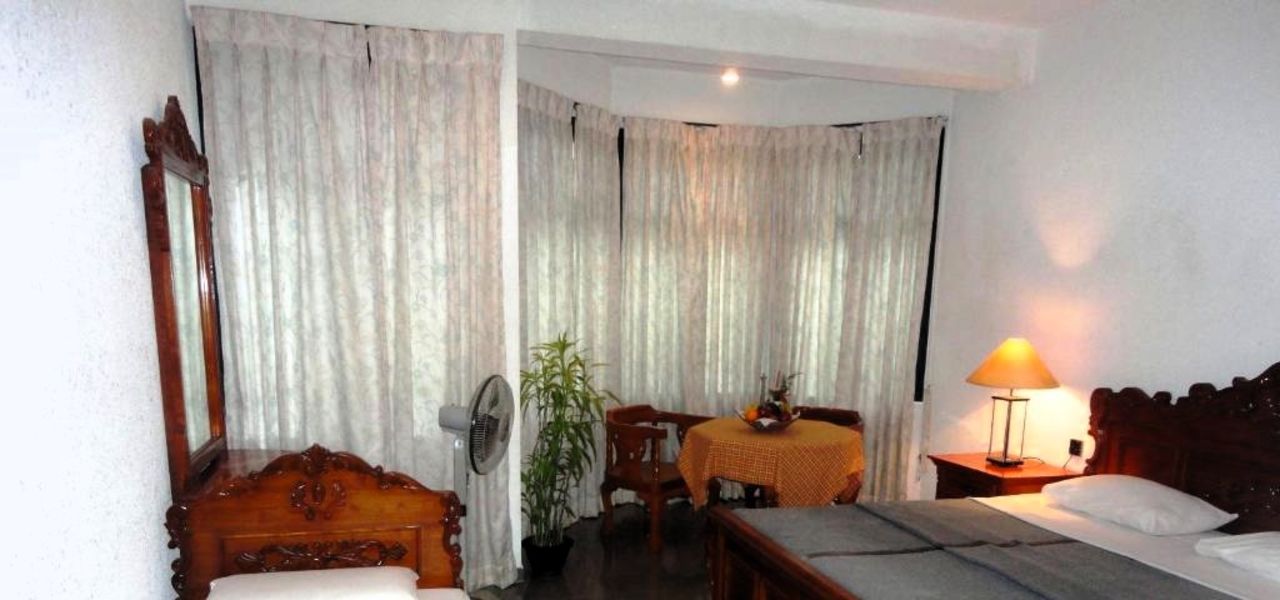 Cycle the Back Roads of Sri Lanka