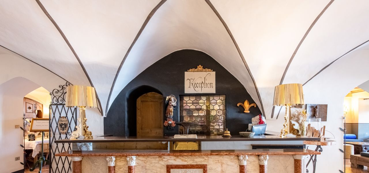 Classic Dolomites Hikes – Premium Adventure