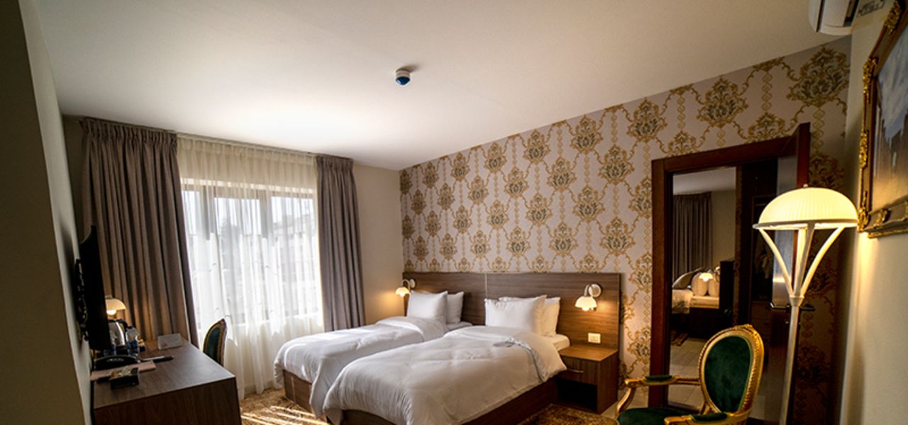 Jordan: Culture & Nature In Depth