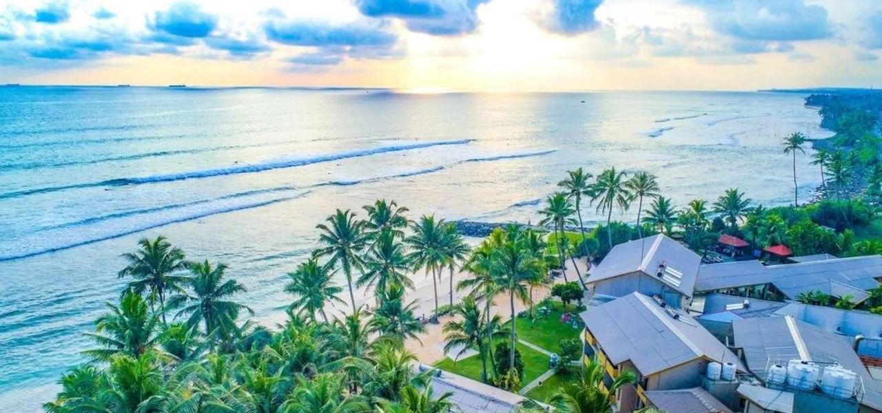 Cycle the Back Roads of Sri Lanka