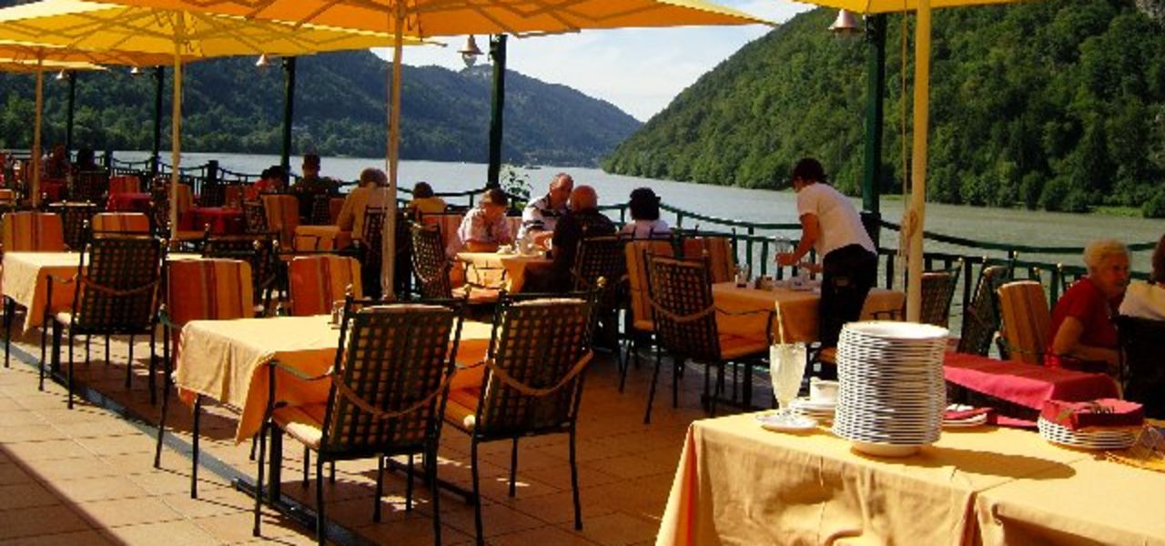 Passau to Vienna Cycling