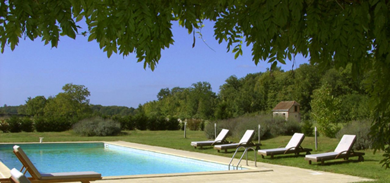 Loire Valley: Walks, Wine & Chateaux