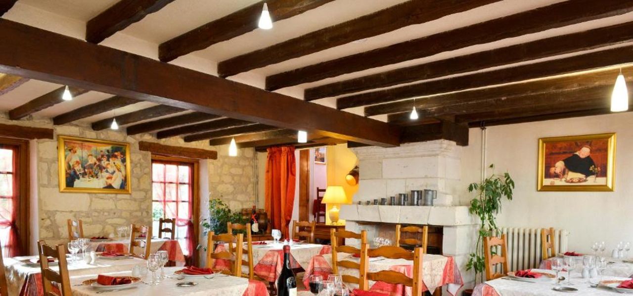 Loire Valley: Walks, Wine & Chateaux