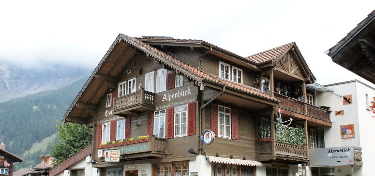 Walking the Bernese Highlights West