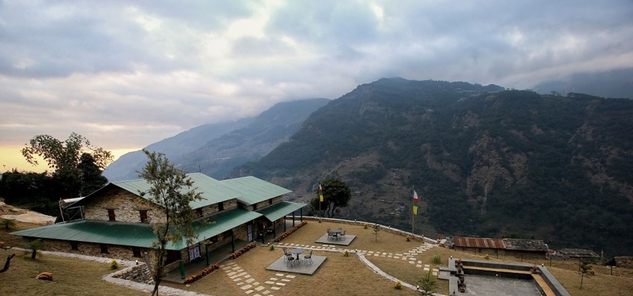 Annapurna to Chitwan: Walks & Wildlife