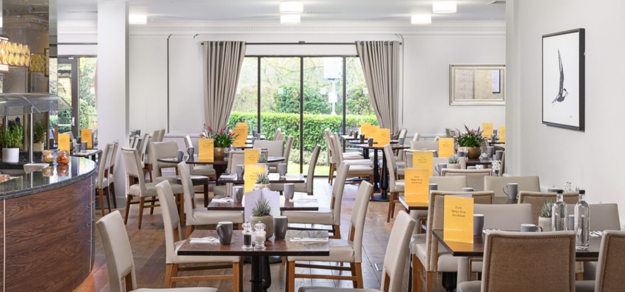 Cambridge to Oxford: WWII & Colleges – Private Group Adventure