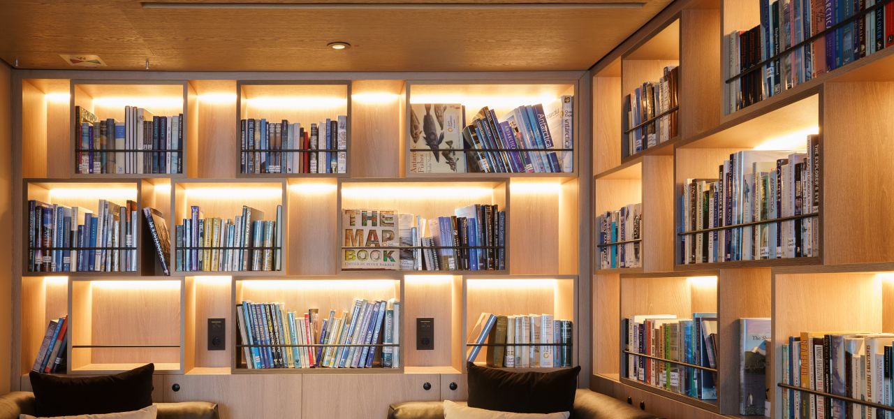 Iceland Circumnavigation: Helicopters, Glaciers and Volcanoes