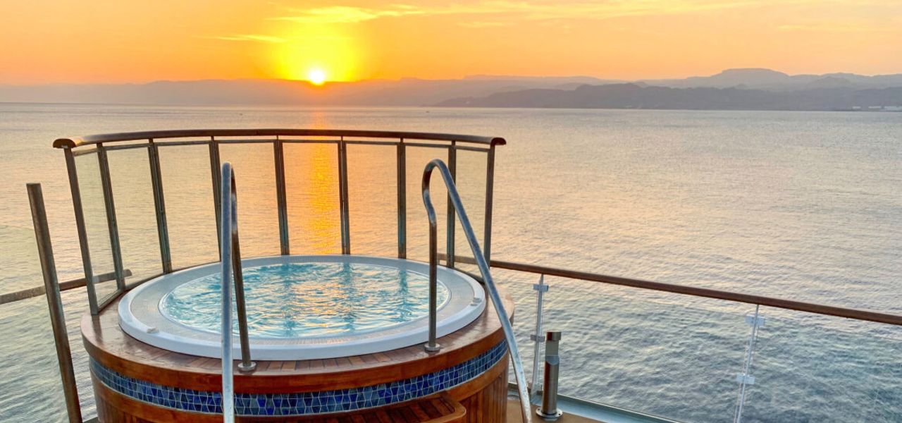 Antarctic Express: Cruise South, Fly North