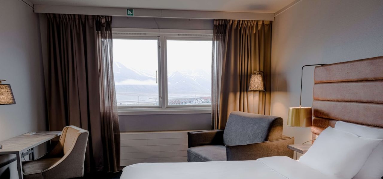 Svalbard Arctic Adventure – Sunny Winter