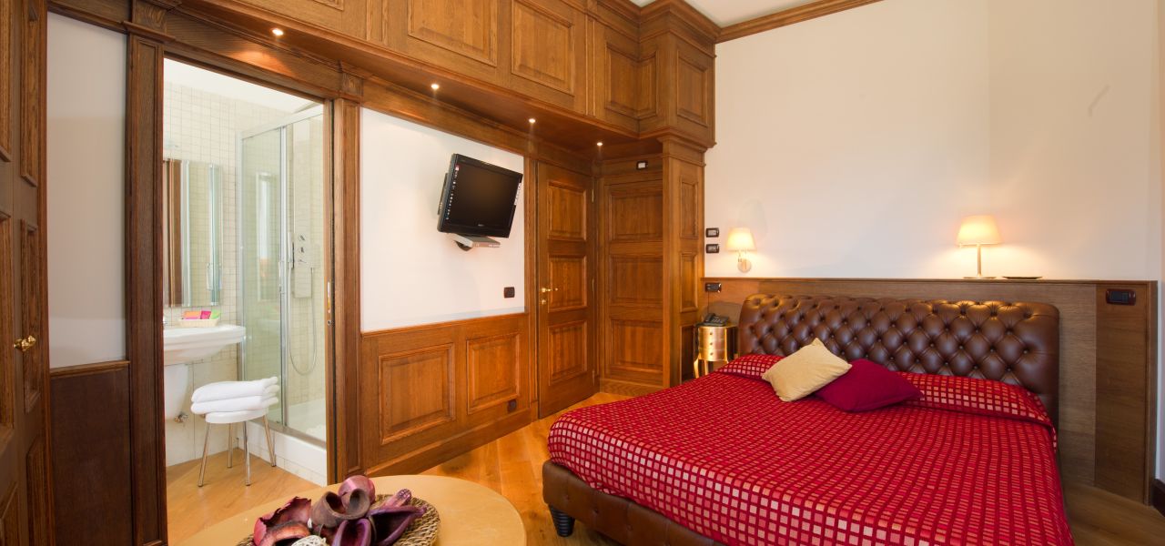 Italian Apennines: Walks & Wildlife