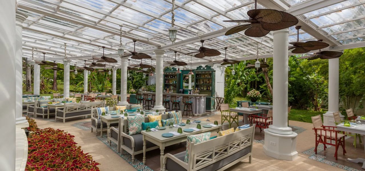 Discover Laos in Comfort