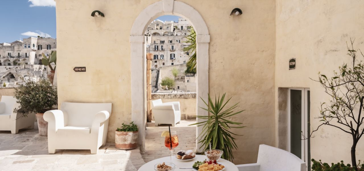 Walking in Puglia & Matera