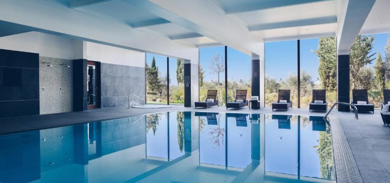 Signature Portugal | Among the Whitewashed Hills