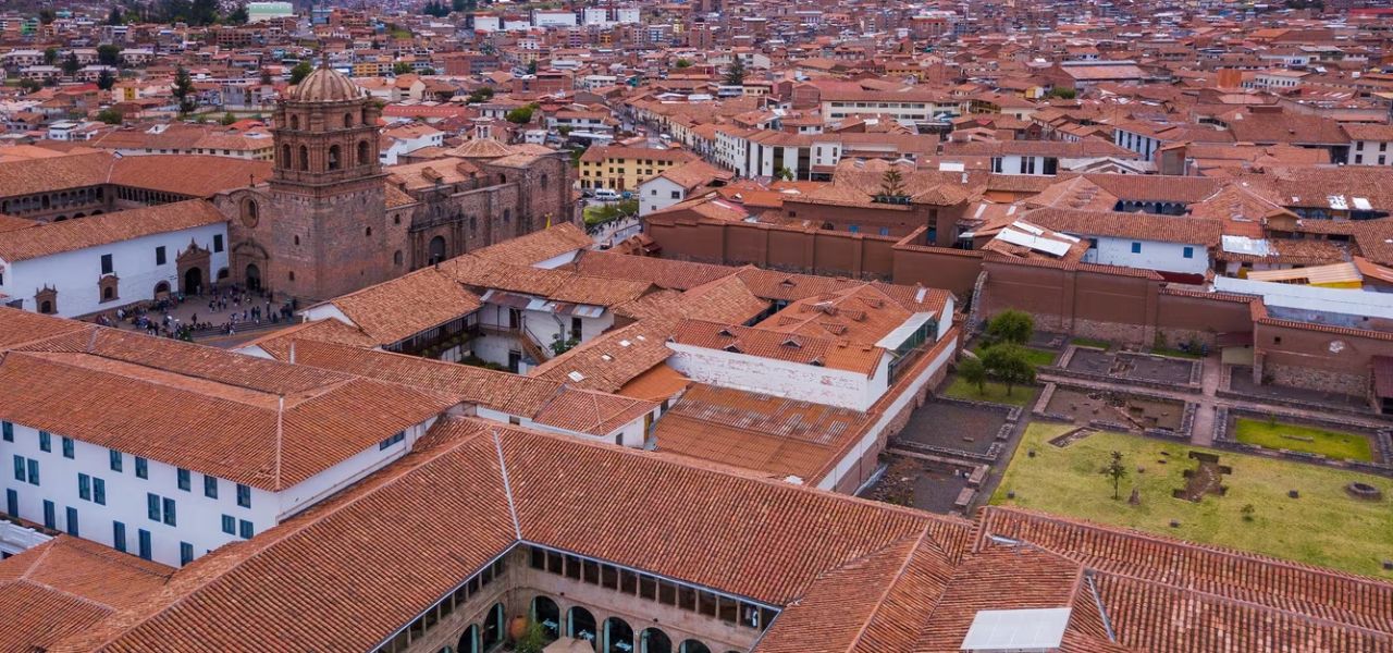 Signature Peru | Threads of the Andes