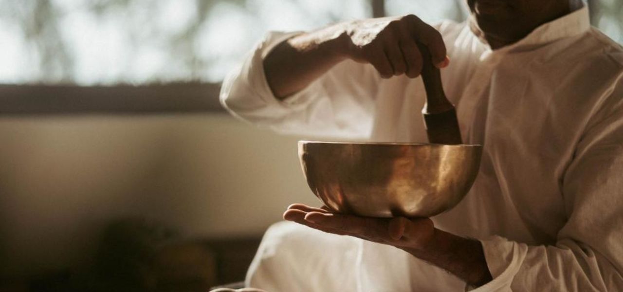 Signature Nepal & Bhutan | Peaks & Prayer Flags